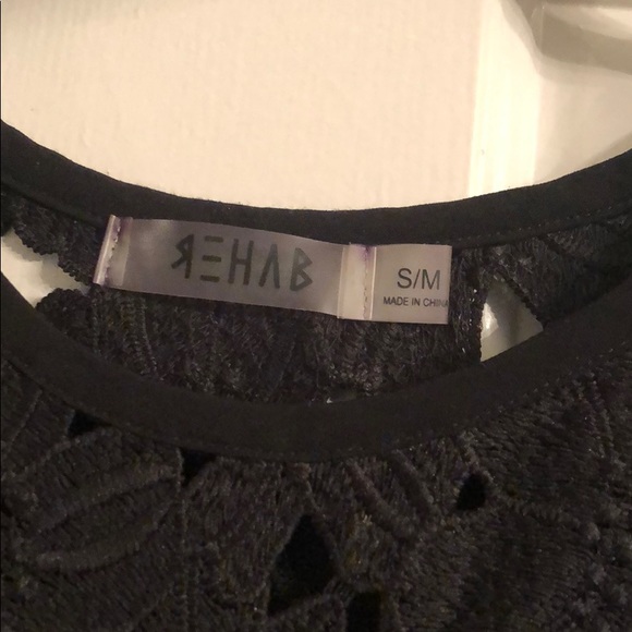 ⚡️Flash Sale ⚡️ Rehab crop embroidered shirt - Picture 2 of 3